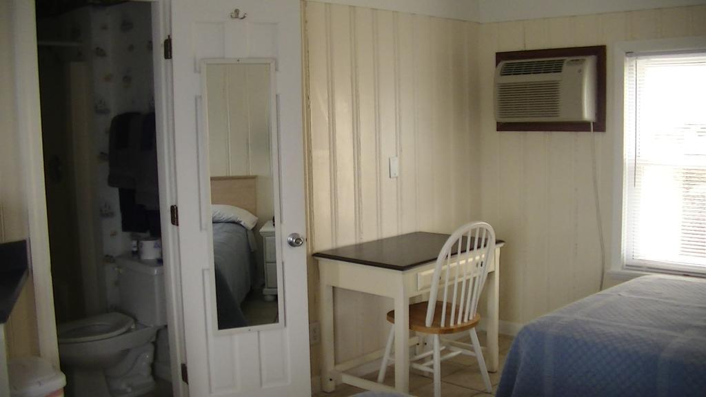 Seawitch Motel Carolina Beach Rom bilde