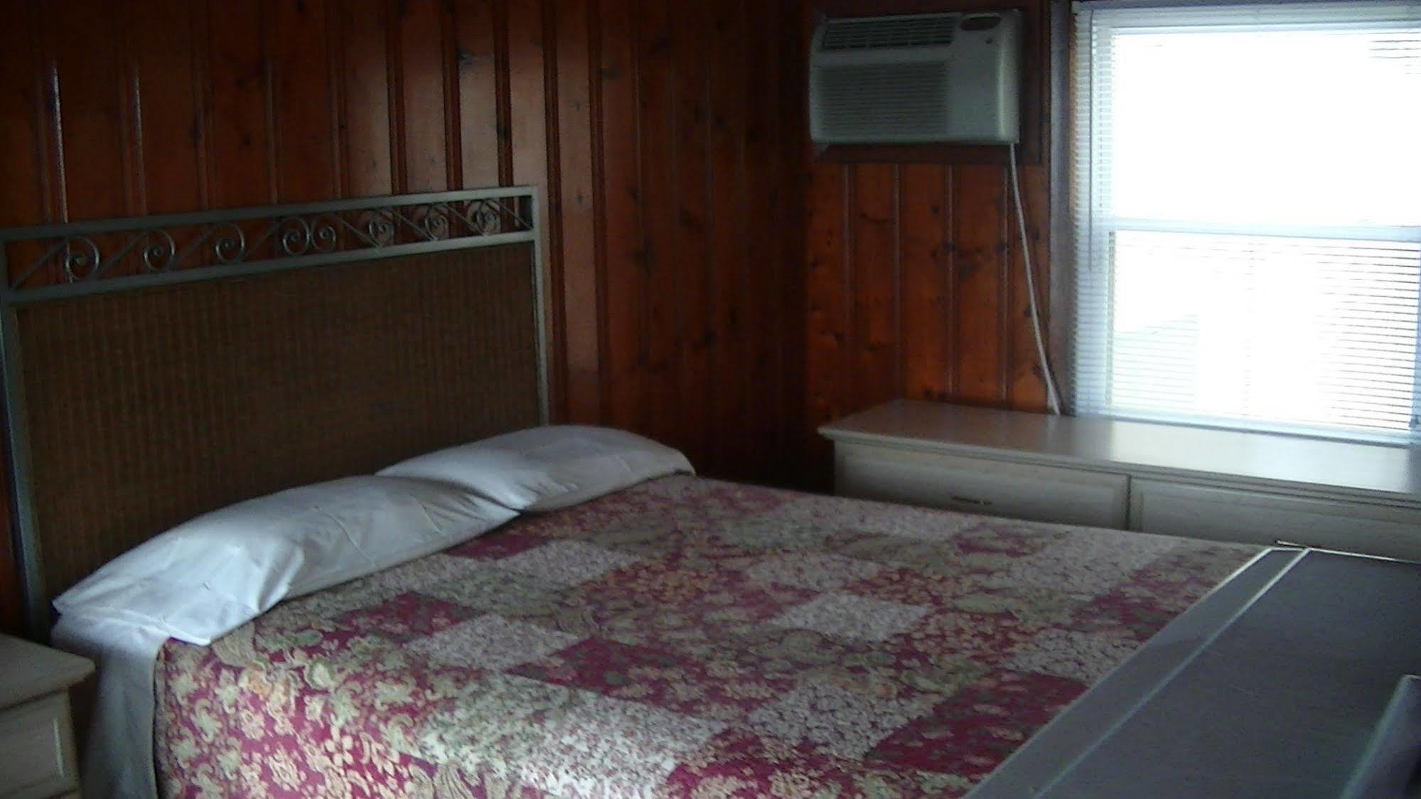 Seawitch Motel Carolina Beach Eksteriør bilde